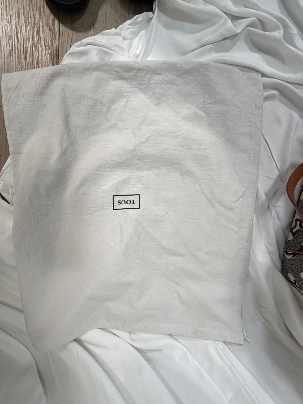 Tous fun tote bag with fun inside accent aqua lining - Picture 8 of 9